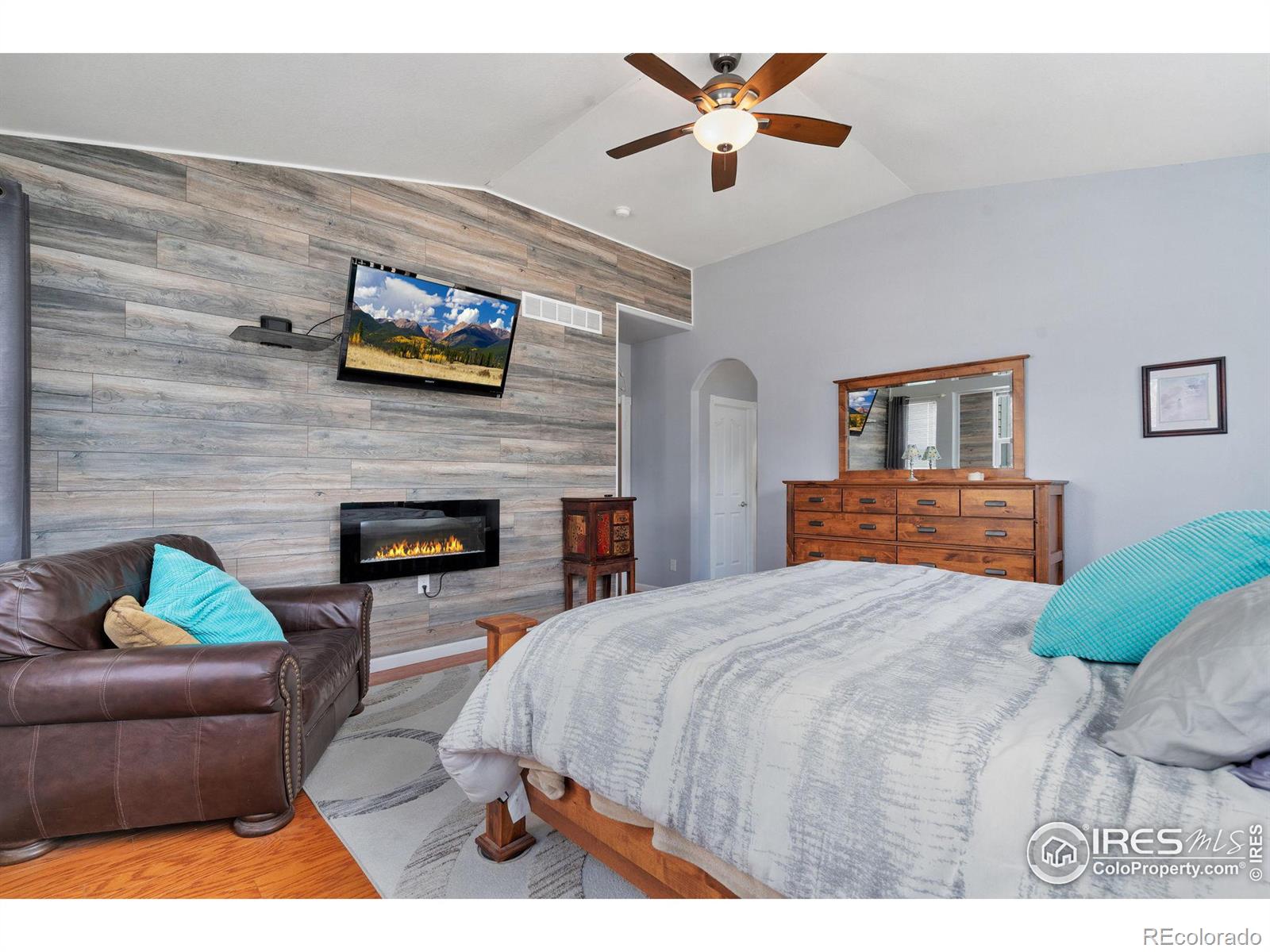 MLS Image #25 for 3353  new castle drive,loveland, Colorado