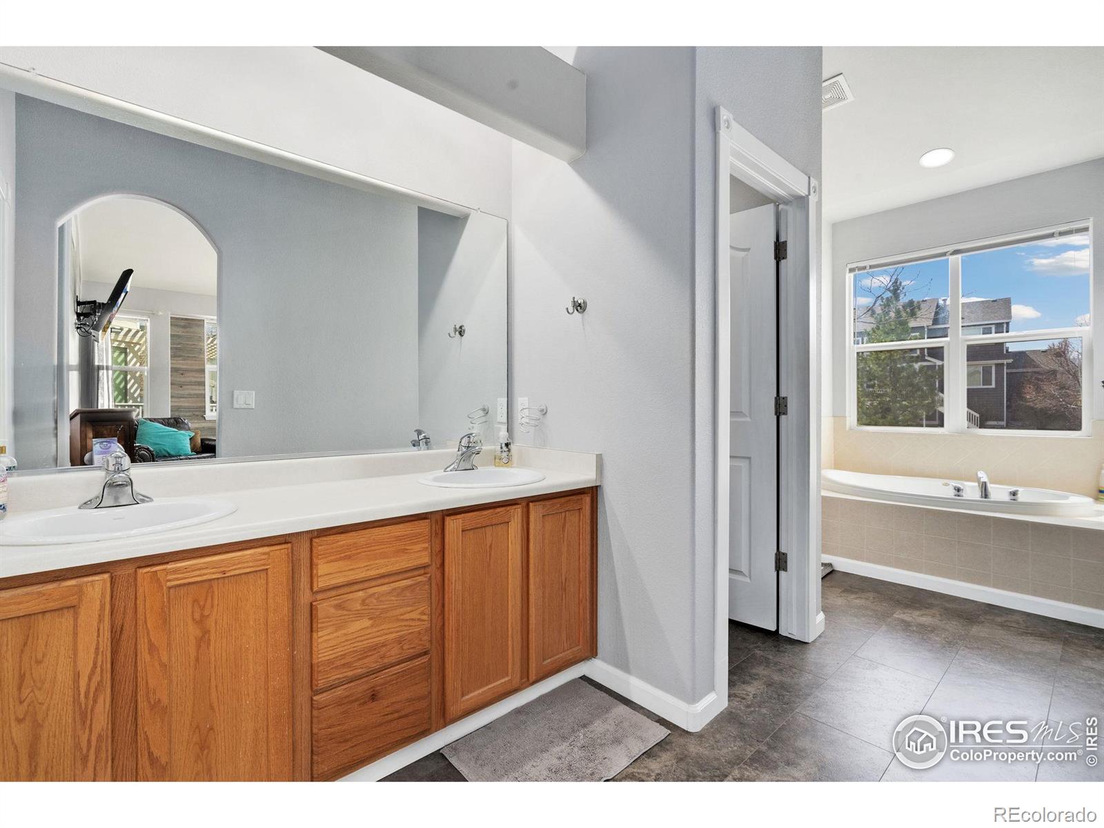 MLS Image #27 for 3353  new castle drive,loveland, Colorado