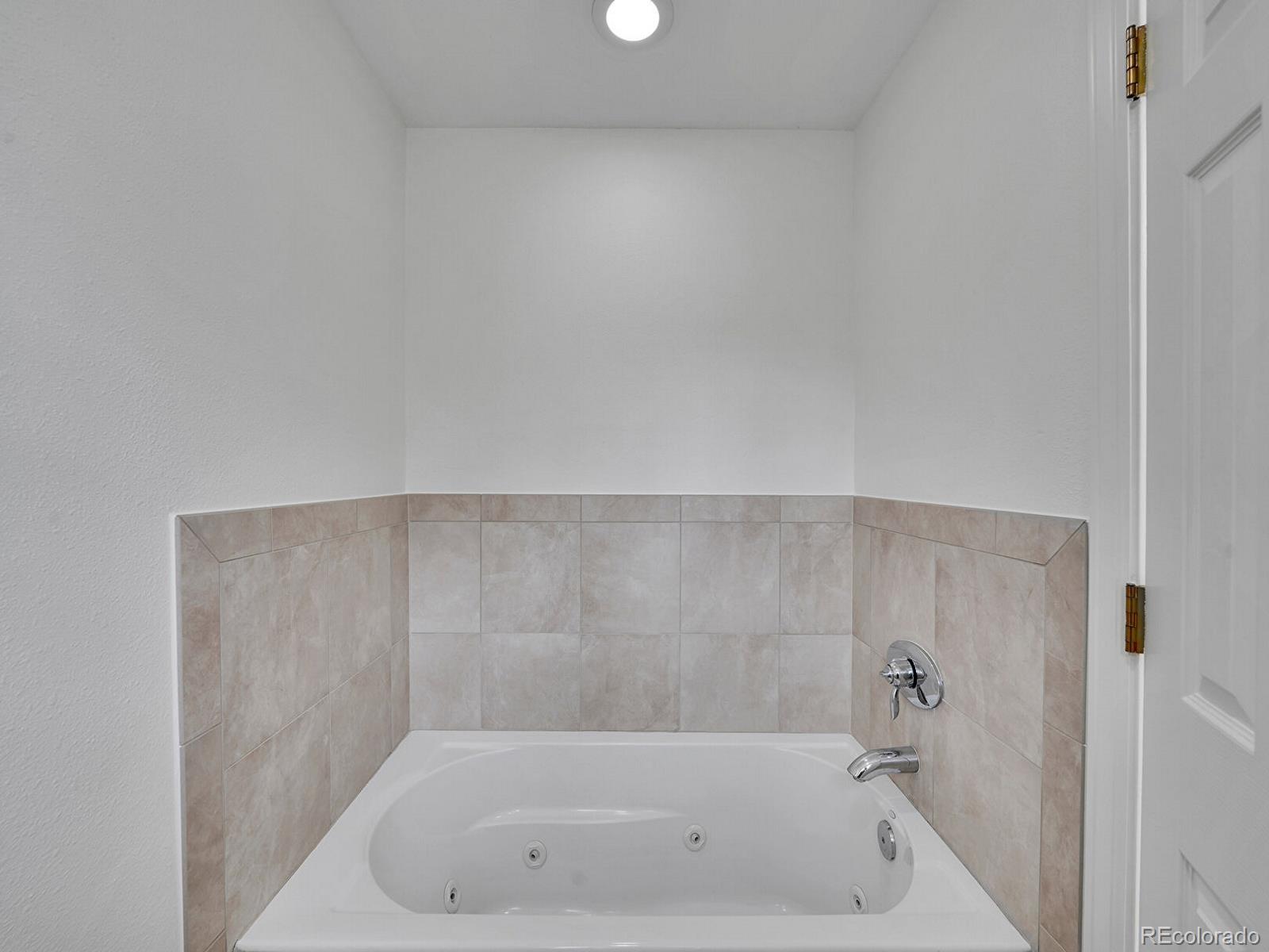 MLS Image #24 for 7426 s hudson way,centennial, Colorado