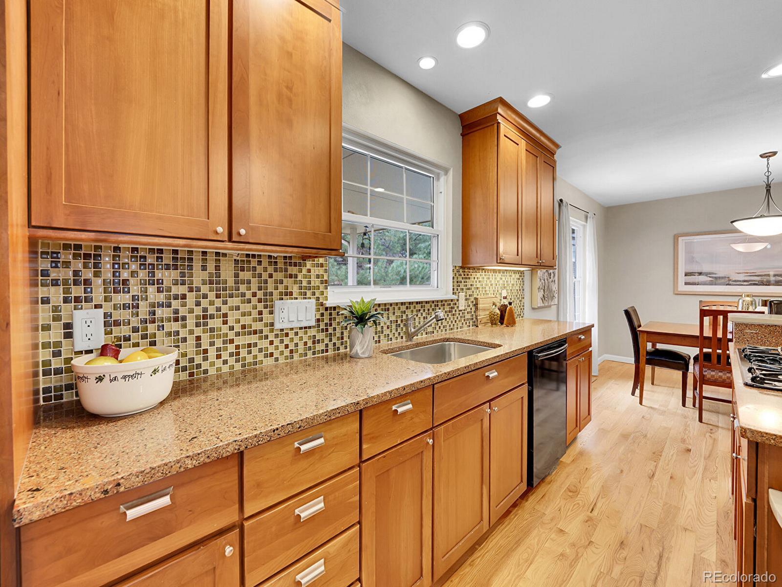 MLS Image #9 for 7426 s hudson way,centennial, Colorado