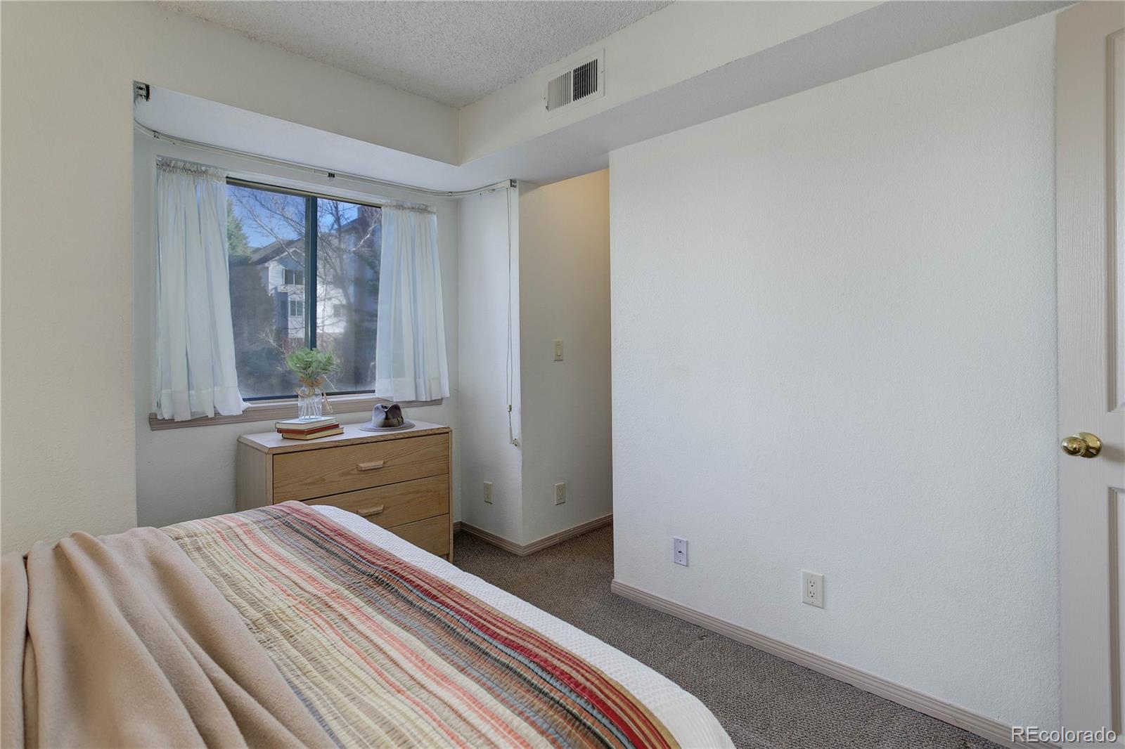MLS Image #13 for 6380 s boston street,greenwood village, Colorado