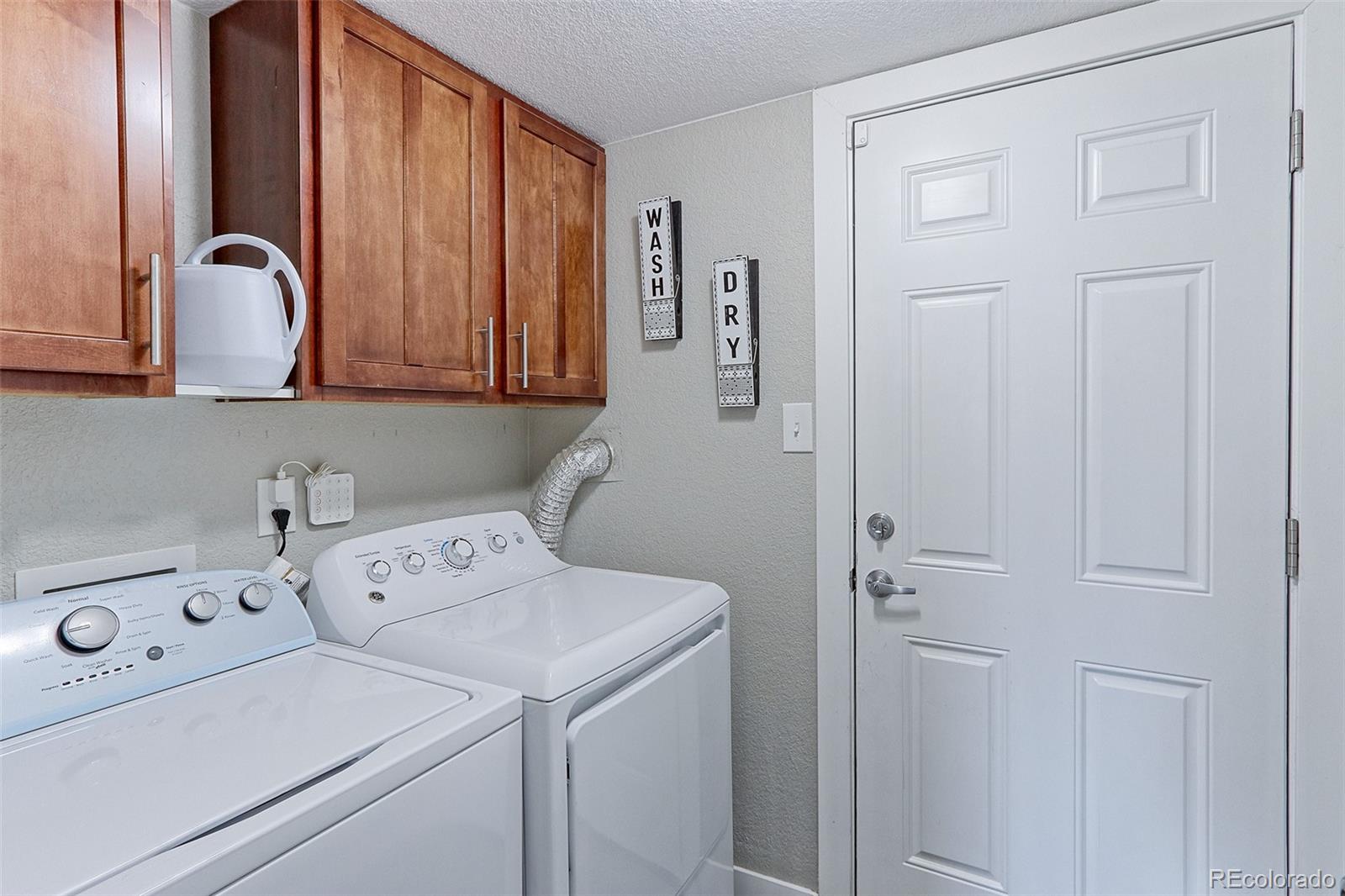 MLS Image #11 for 2136 s balsam court,lakewood, Colorado