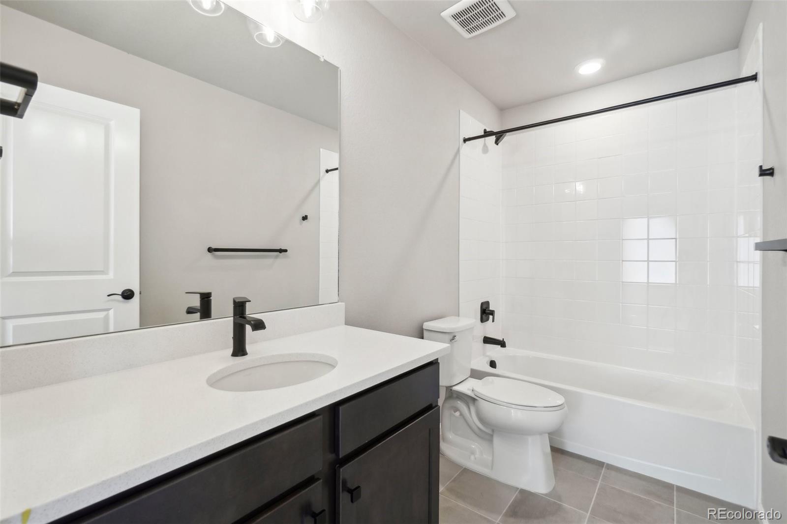 MLS Image #15 for 21142 e 63rd drive,aurora, Colorado