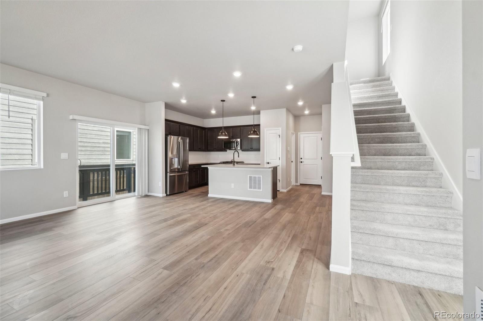 MLS Image #3 for 21142 e 63rd drive,aurora, Colorado