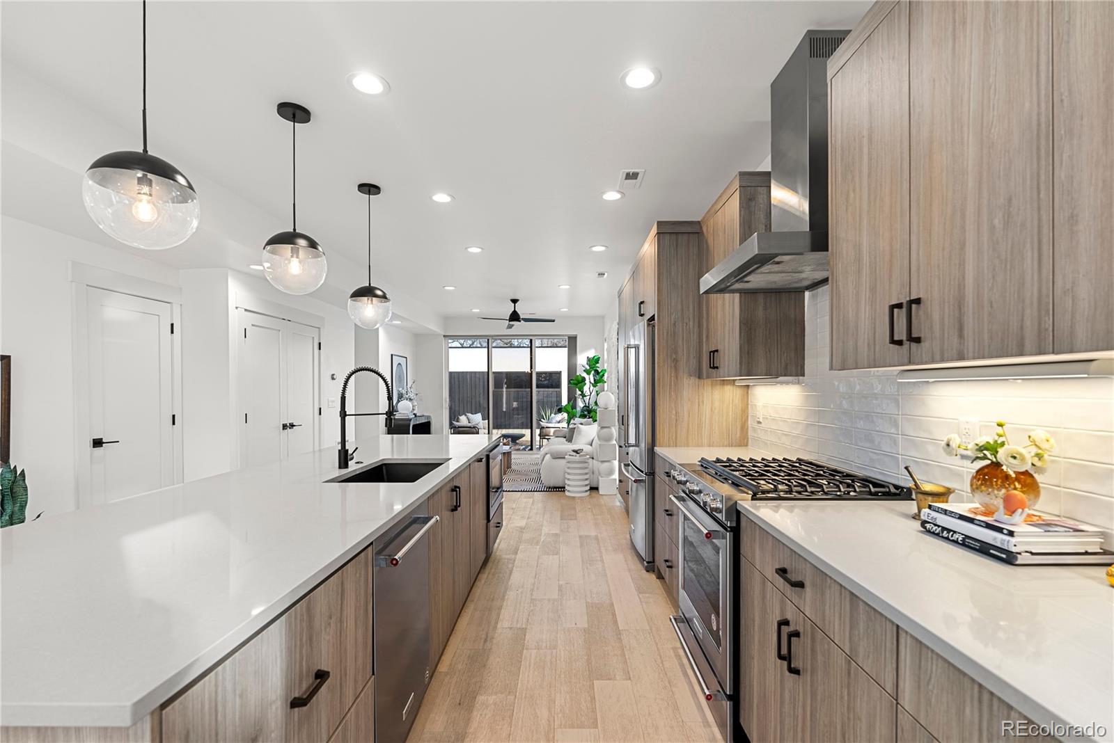 MLS Image #4 for 2460 s humboldt street,denver, Colorado