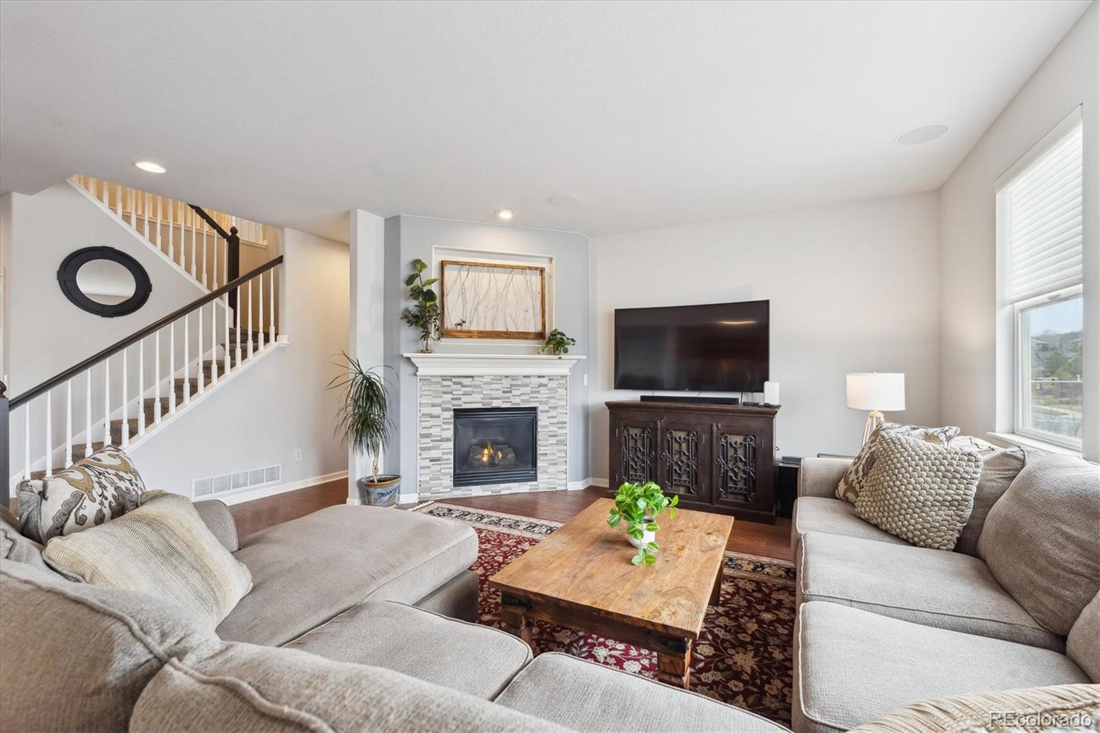 MLS Image #11 for 24714 e quarto place,aurora, Colorado