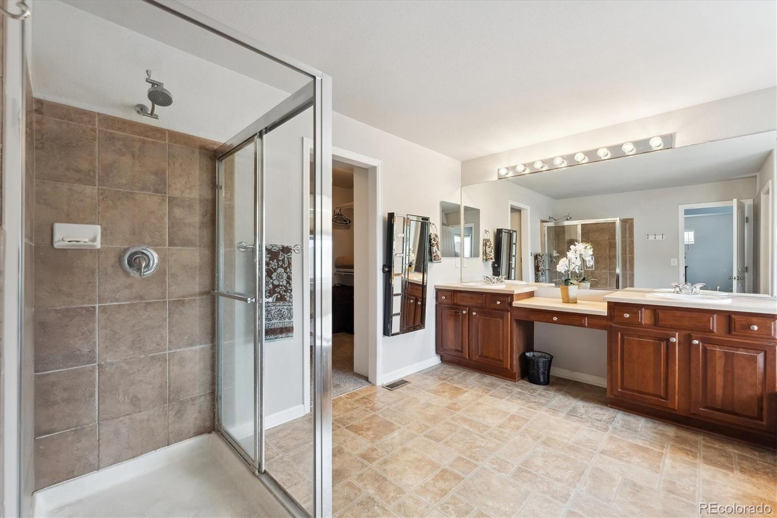 MLS Image #14 for 24714 e quarto place,aurora, Colorado