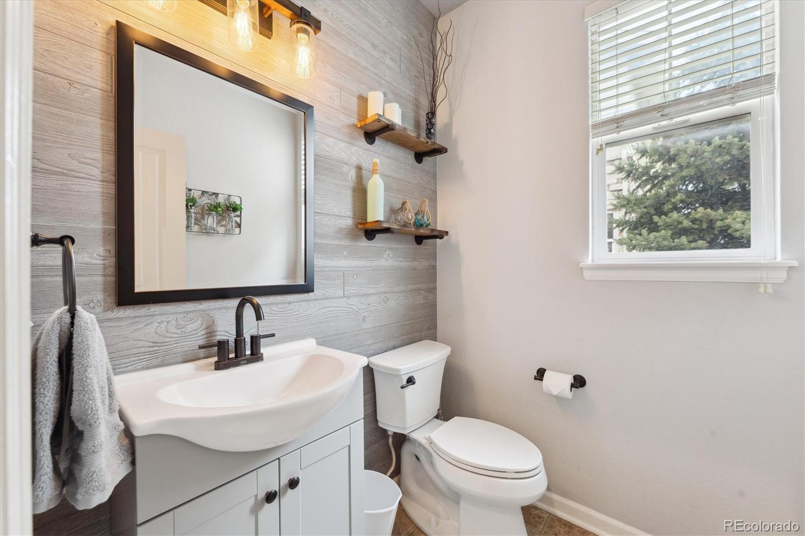 MLS Image #17 for 24714 e quarto place,aurora, Colorado