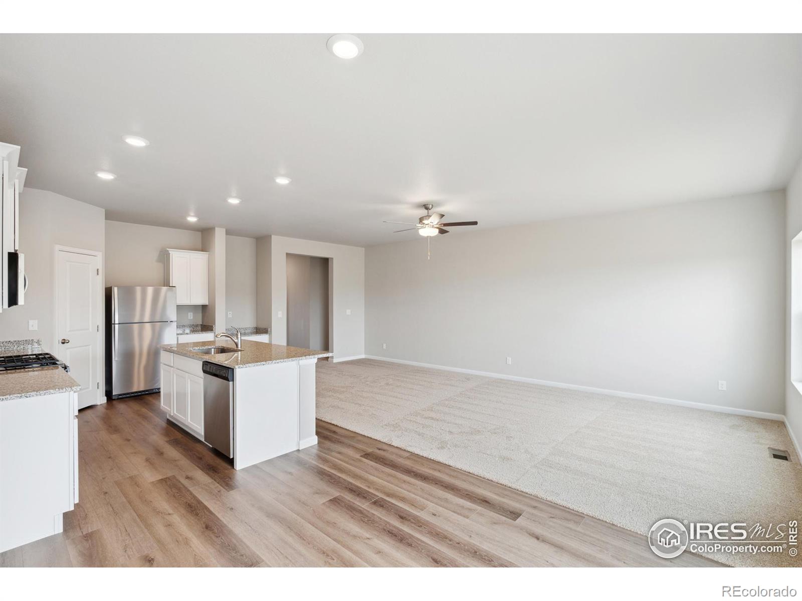 MLS Image #3 for 978  cascade falls street,severance, Colorado
