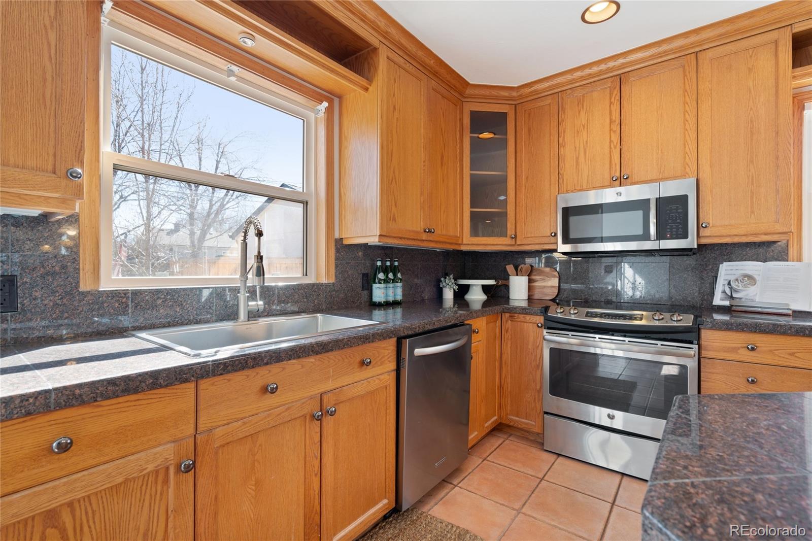 MLS Image #11 for 1742 s downing street,denver, Colorado