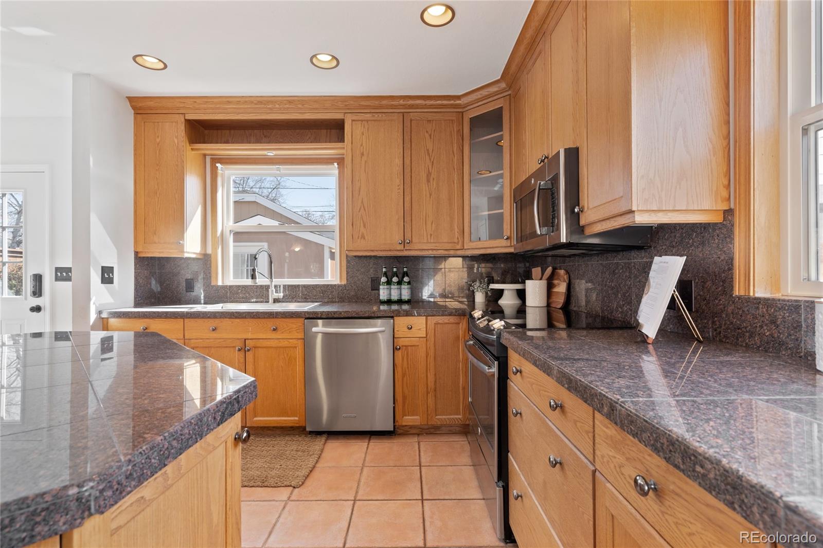 MLS Image #9 for 1742 s downing street,denver, Colorado