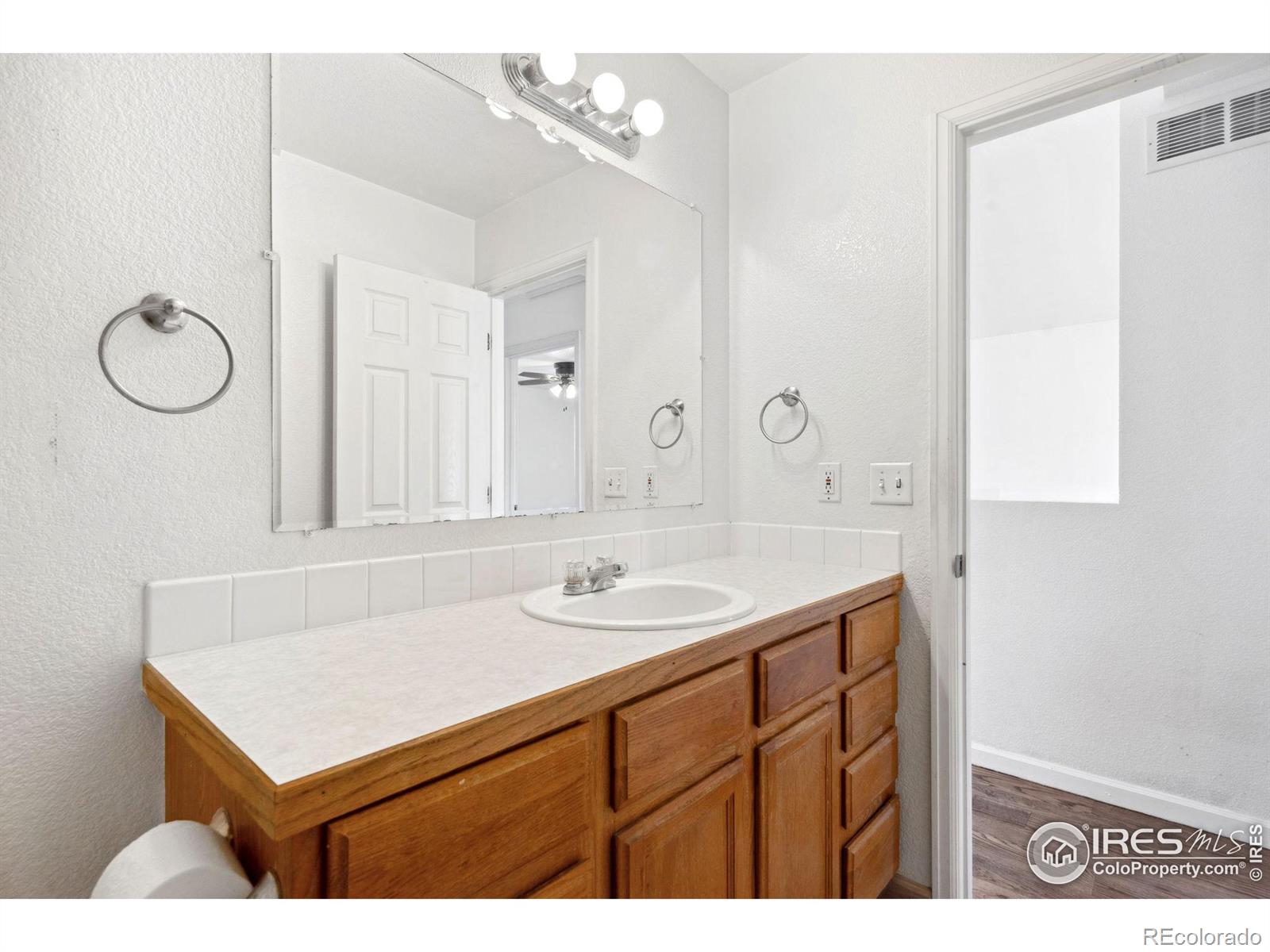 MLS Image #17 for 201 e 21st st rd,greeley, Colorado