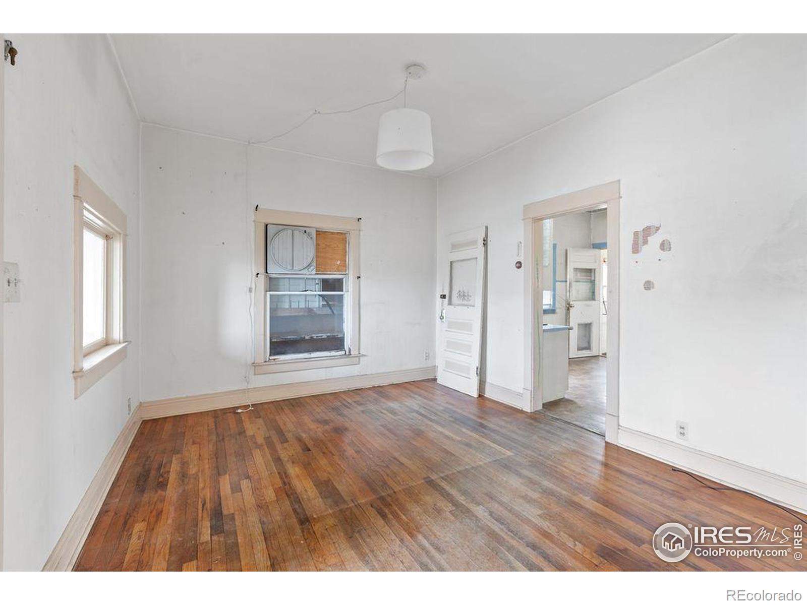 MLS Image #3 for 108 e 3rd street,loveland, Colorado