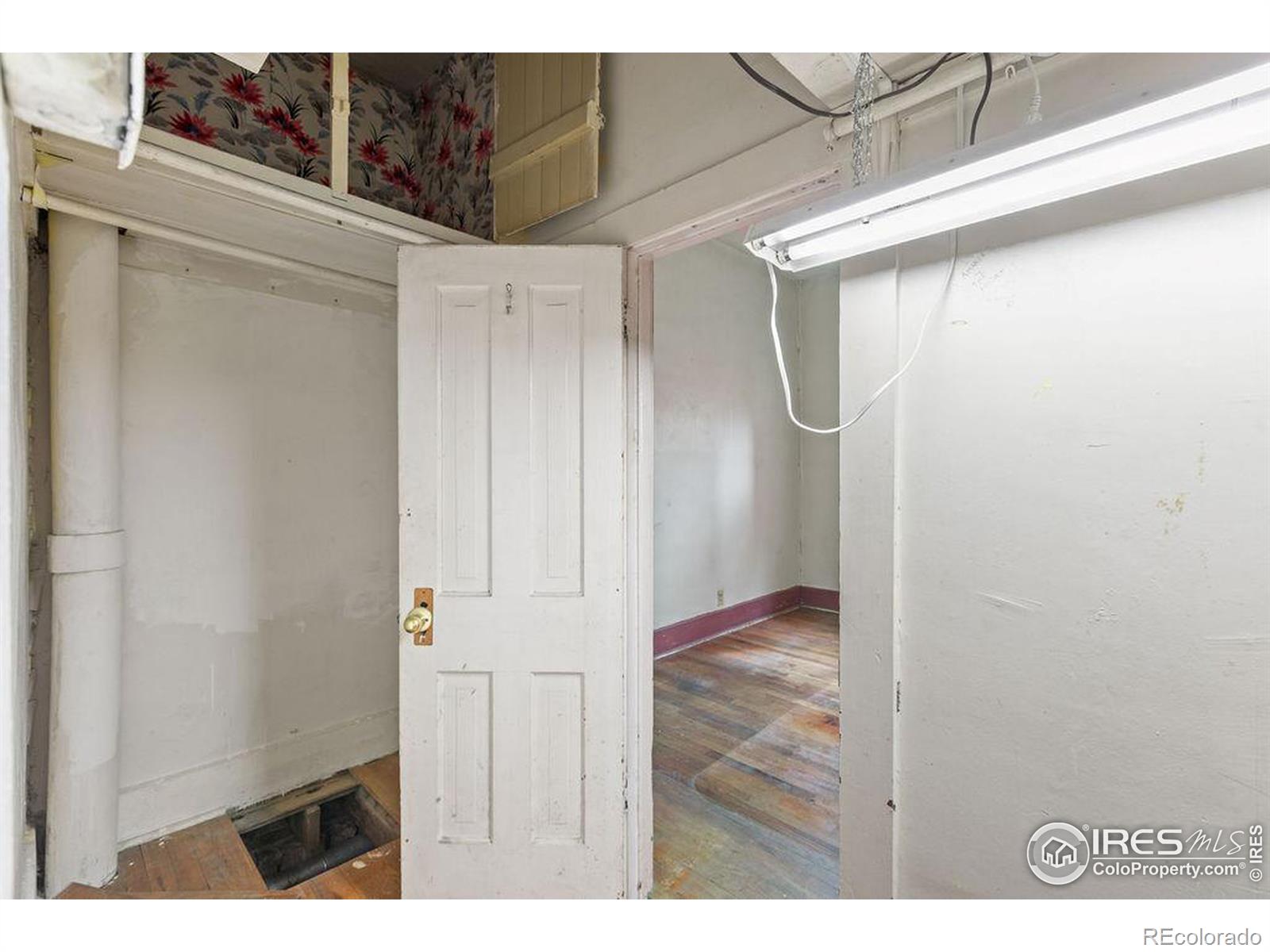 MLS Image #8 for 108 e 3rd street,loveland, Colorado