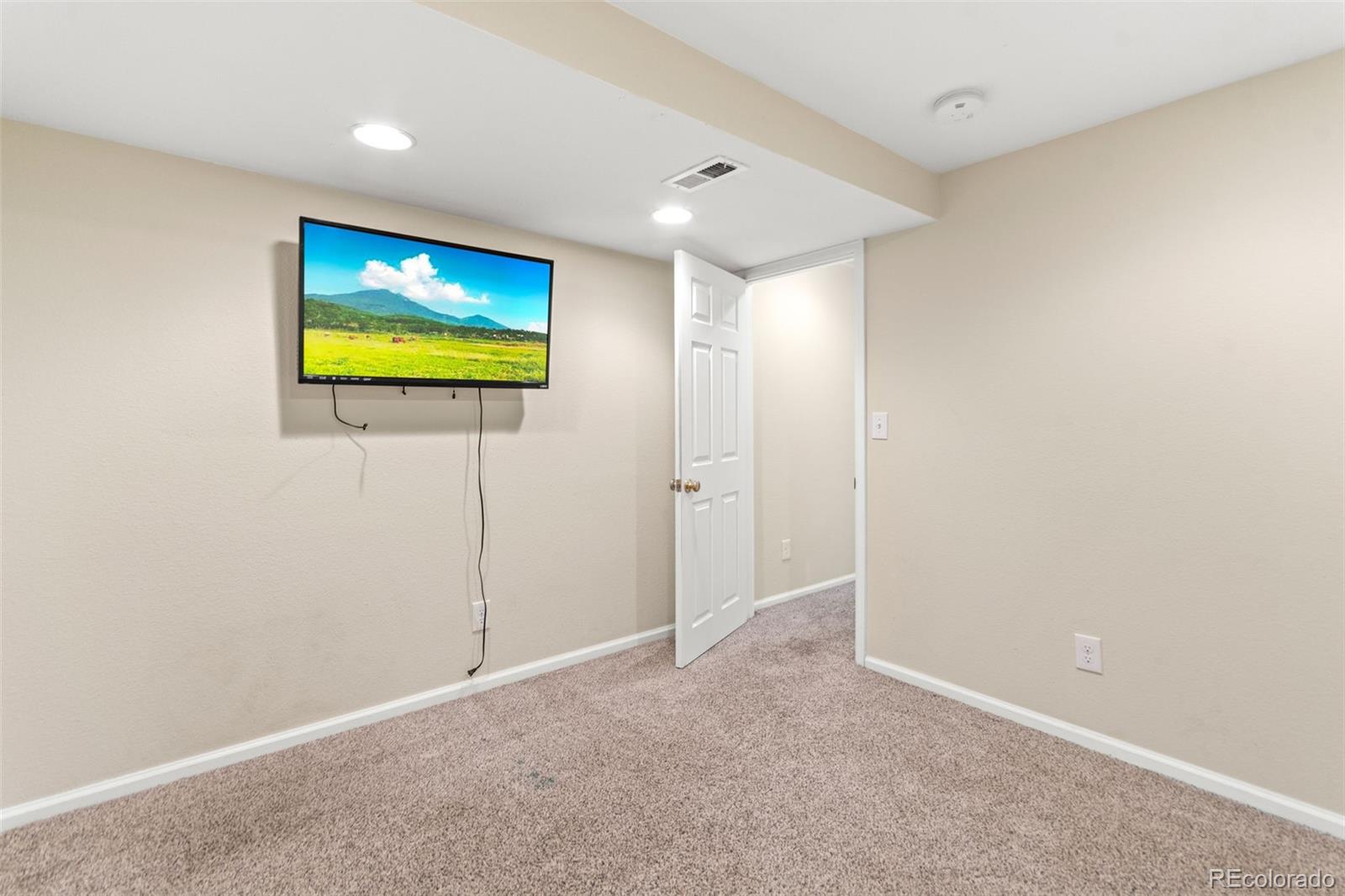 MLS Image #27 for 3355 s emerson street,englewood, Colorado