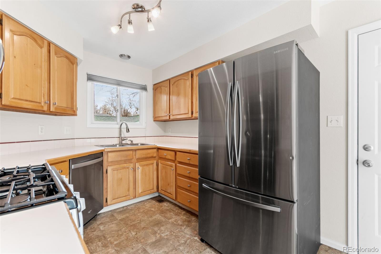 MLS Image #6 for 3355 s emerson street,englewood, Colorado