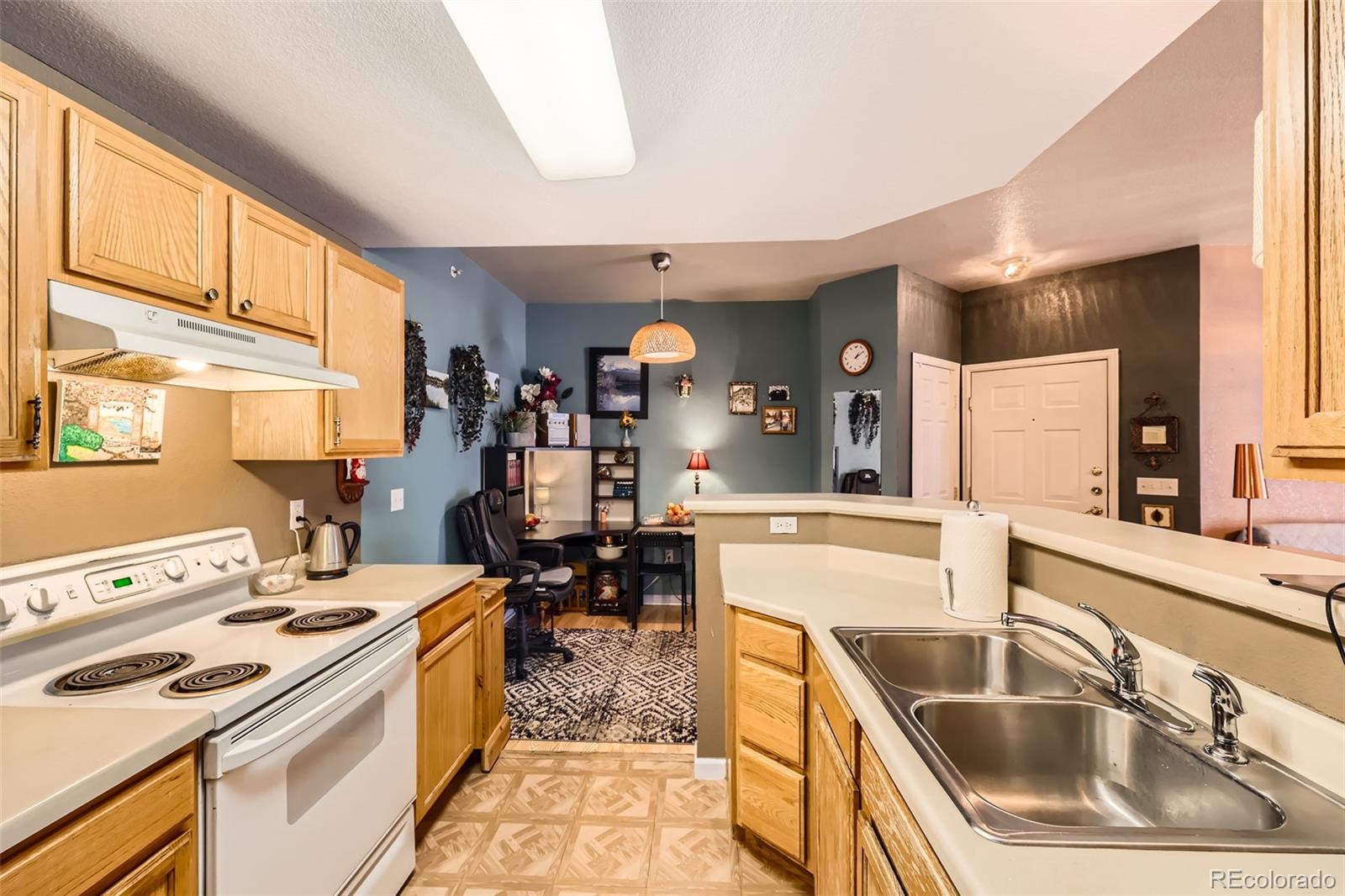 MLS Image #6 for 7440 s blackhawk street 1-206,englewood, Colorado