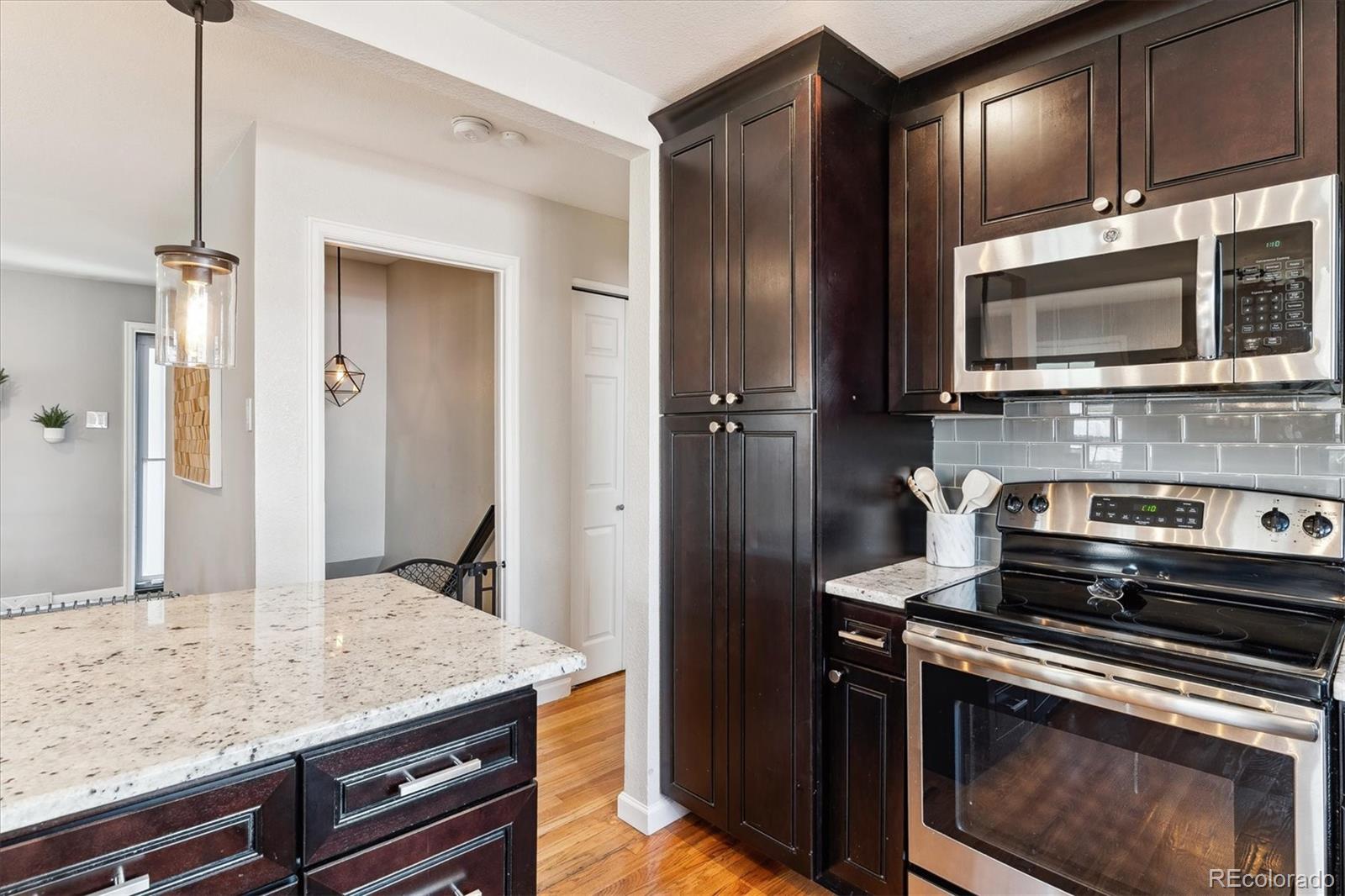 MLS Image #20 for 794 s ivy street,denver, Colorado