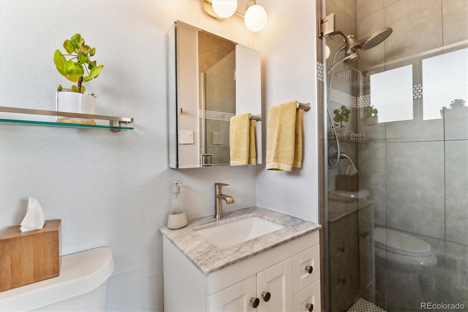 MLS Image #24 for 794 s ivy street,denver, Colorado