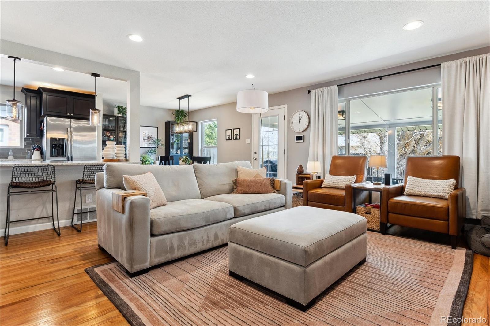 MLS Image #4 for 794 s ivy street,denver, Colorado