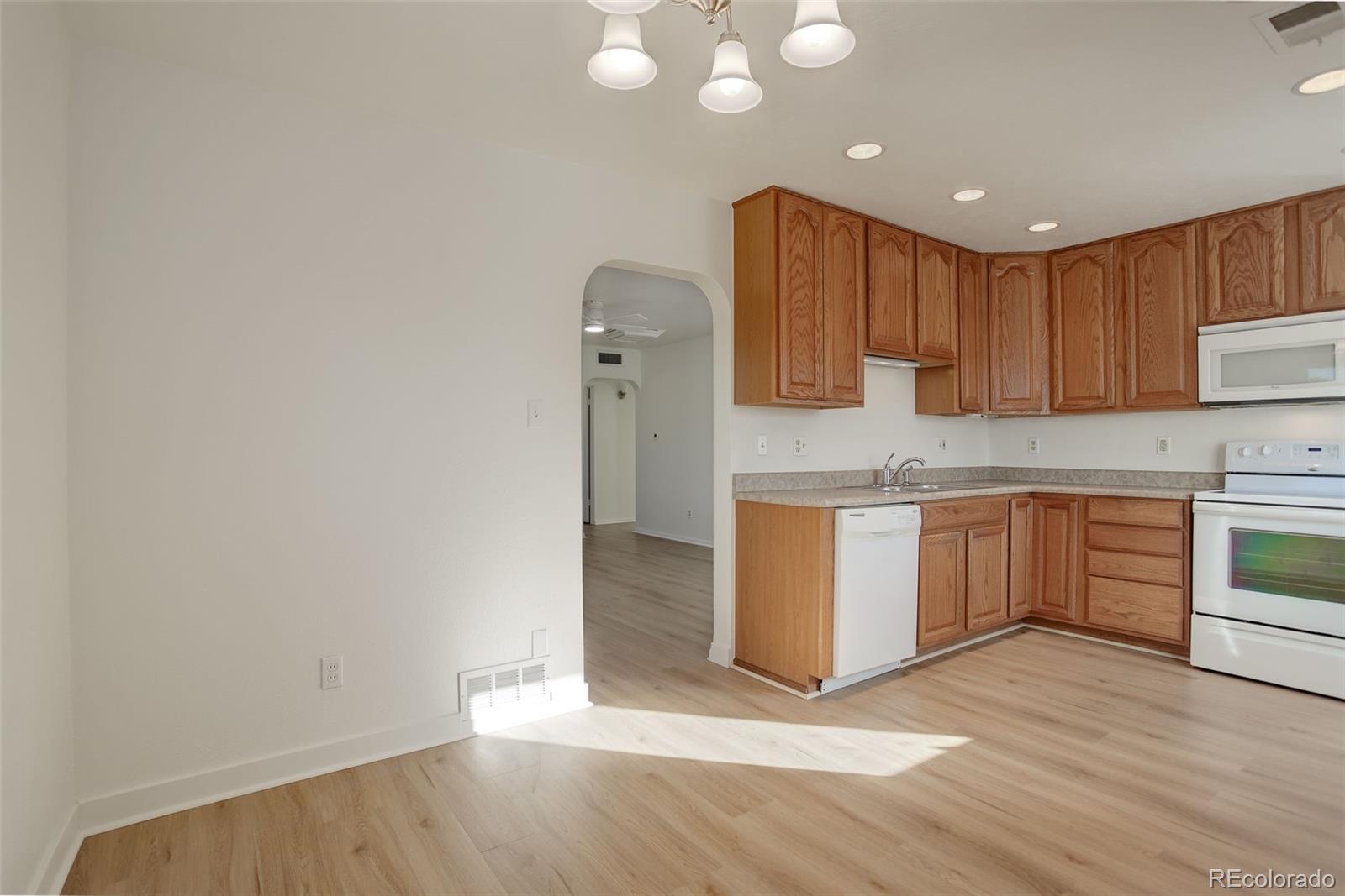 MLS Image #7 for 1431 e 91st avenue,thornton, Colorado