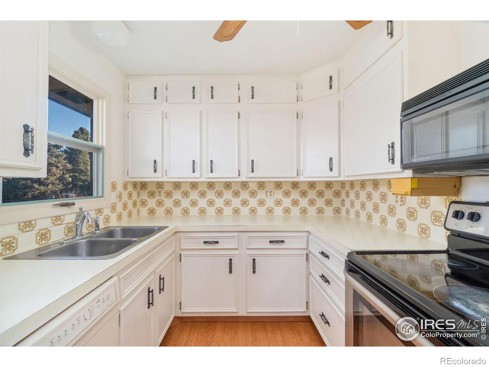 MLS Image #4 for 1927  26th avenue,greeley, Colorado