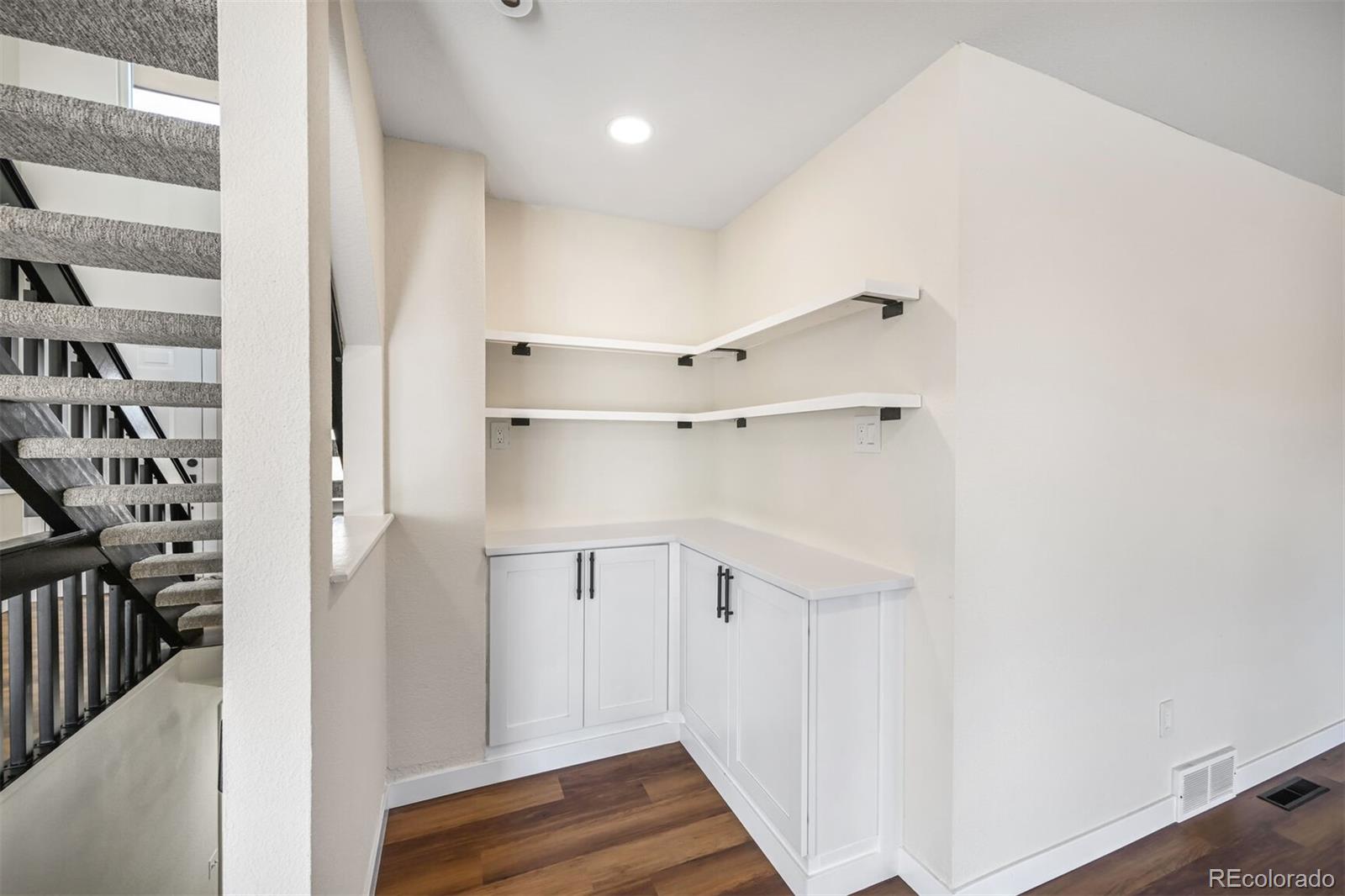 MLS Image #24 for 18438 e berry drive,centennial, Colorado