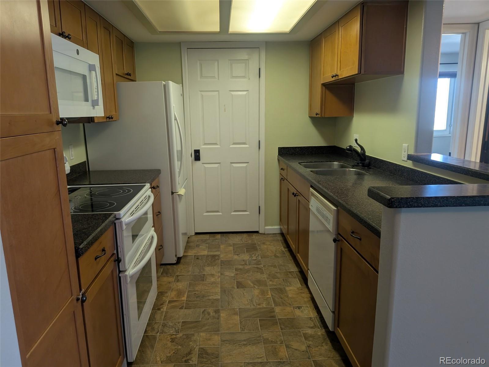 MLS Image #1 for 431 s kalispell way,aurora, Colorado