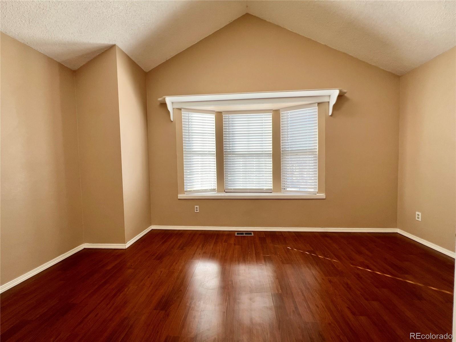 MLS Image #10 for 4111 e 94th avenue,thornton, Colorado
