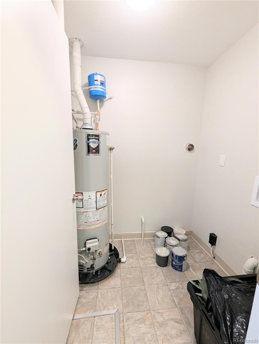 MLS Image #26 for 2092  elmira street,aurora, Colorado