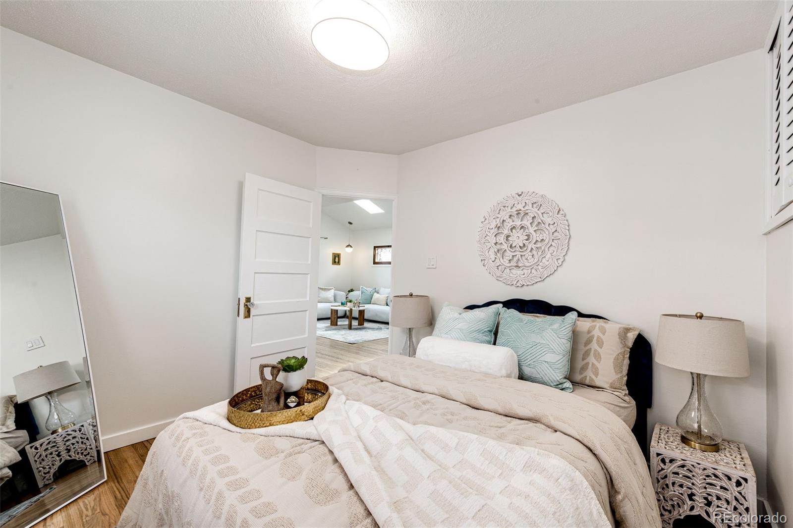 MLS Image #12 for 2039 s sherman street,denver, Colorado