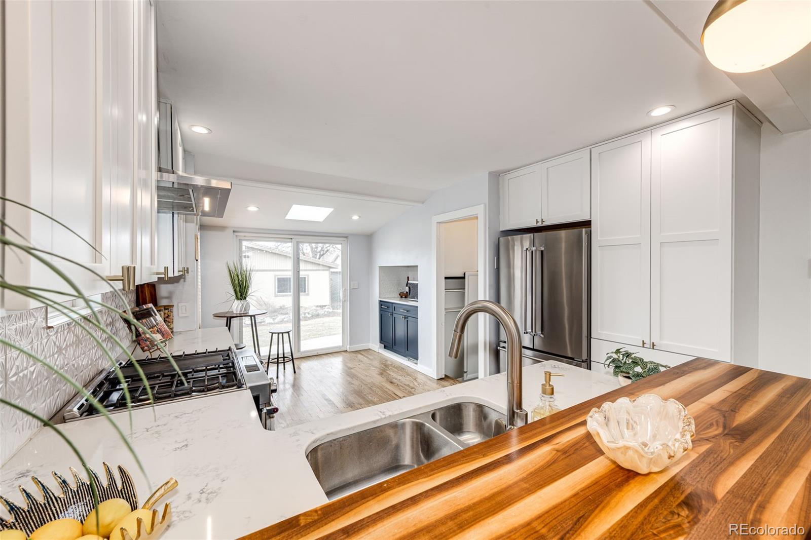 MLS Image #8 for 2039 s sherman street,denver, Colorado