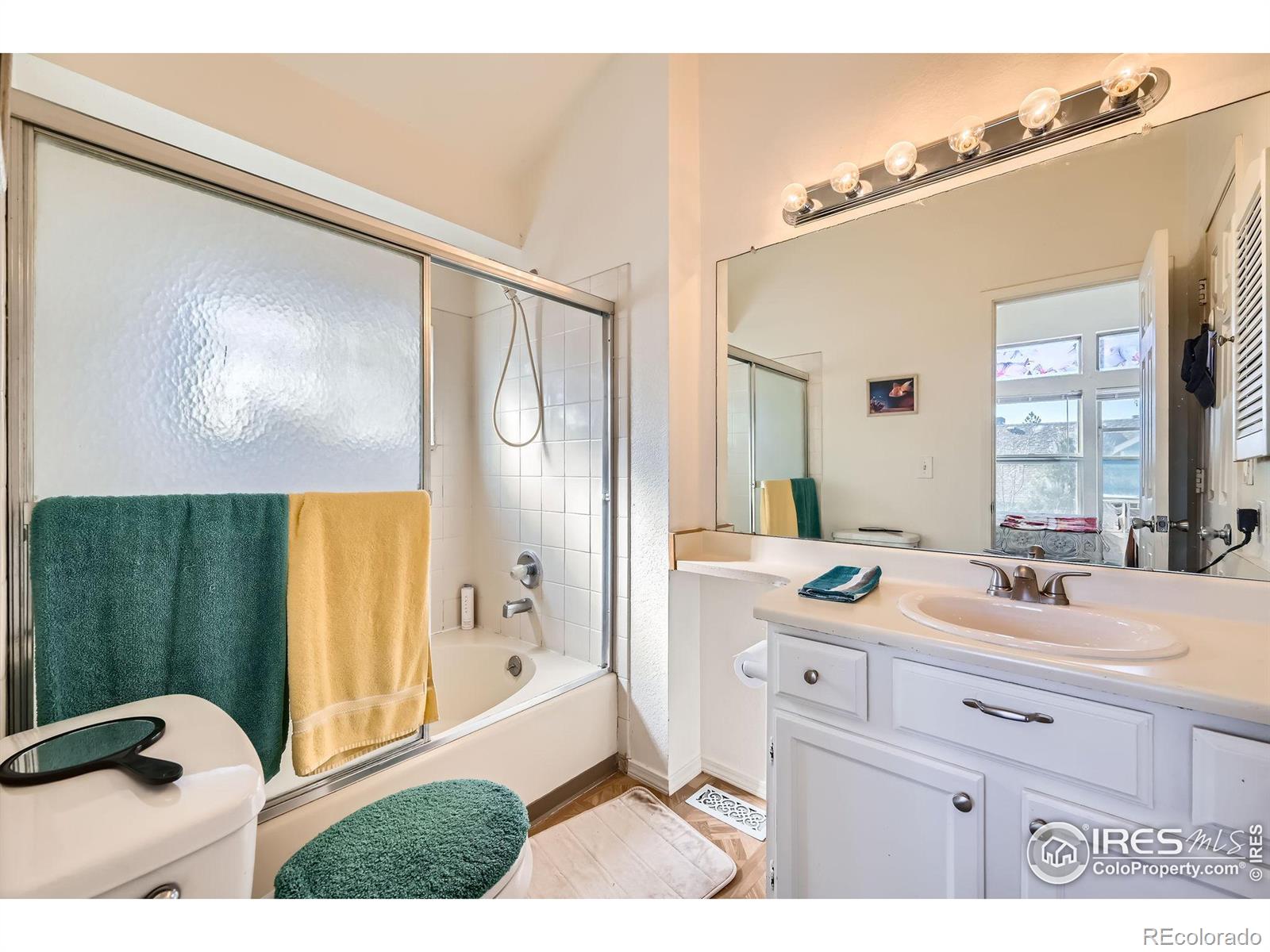 MLS Image #14 for 4386  sable street,denver, Colorado