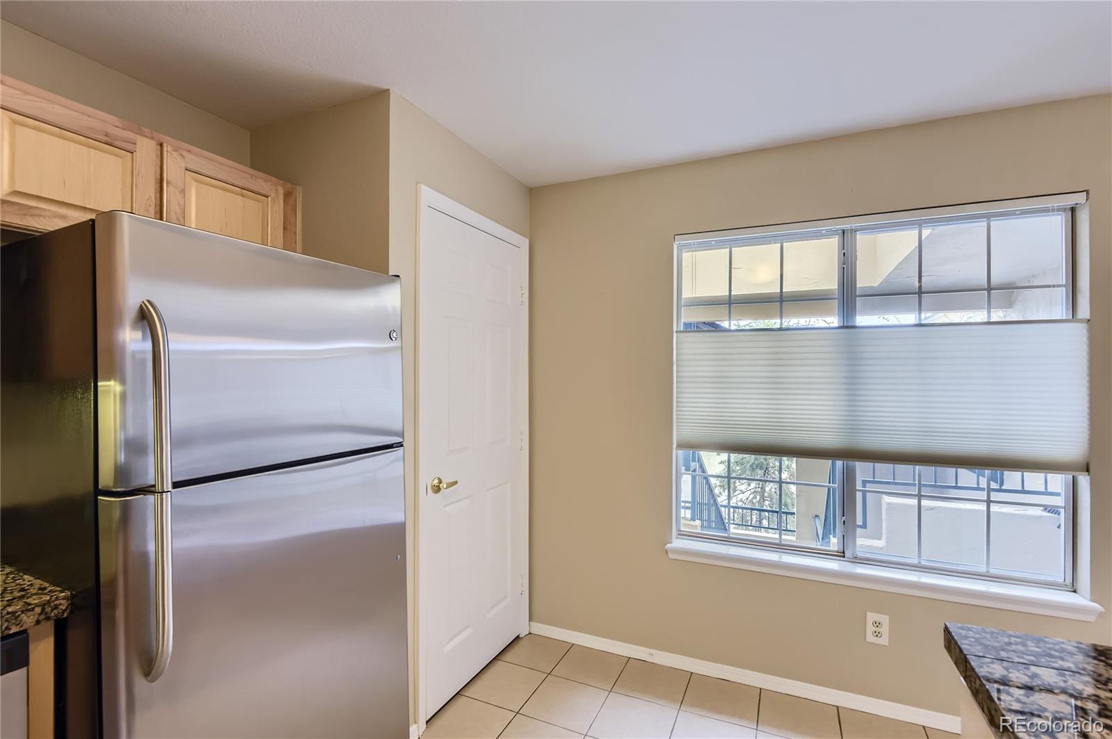 MLS Image #6 for 8623 e dry creek road,englewood, Colorado