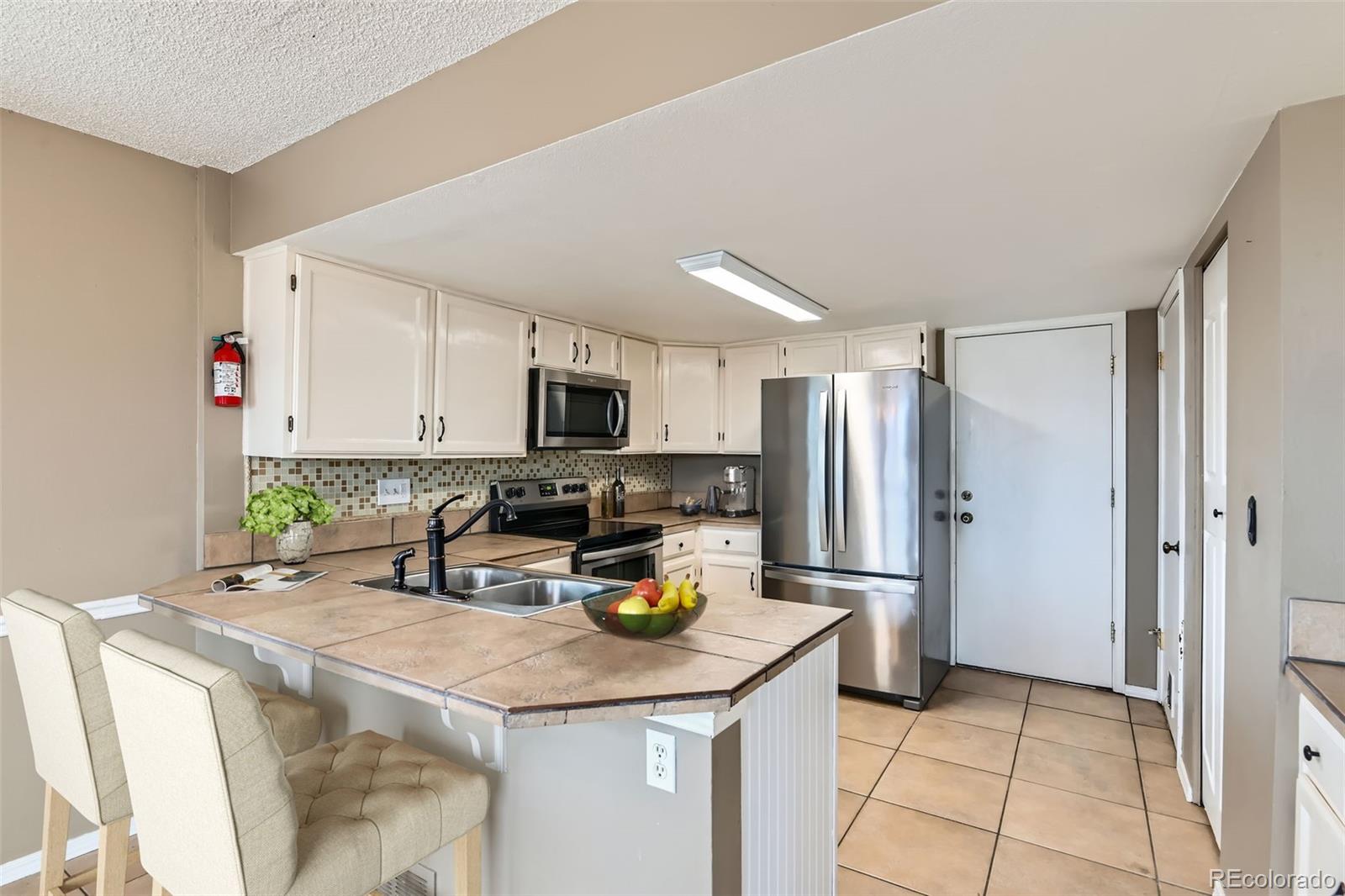 MLS Image #7 for 18843 e colorado drive,aurora, Colorado