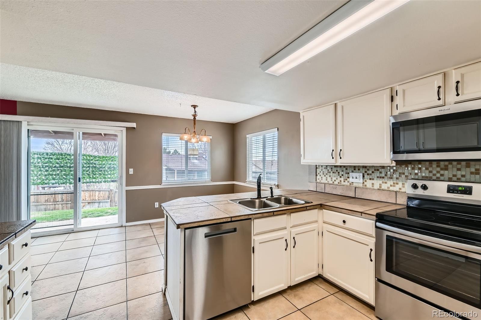 MLS Image #9 for 18843 e colorado drive,aurora, Colorado