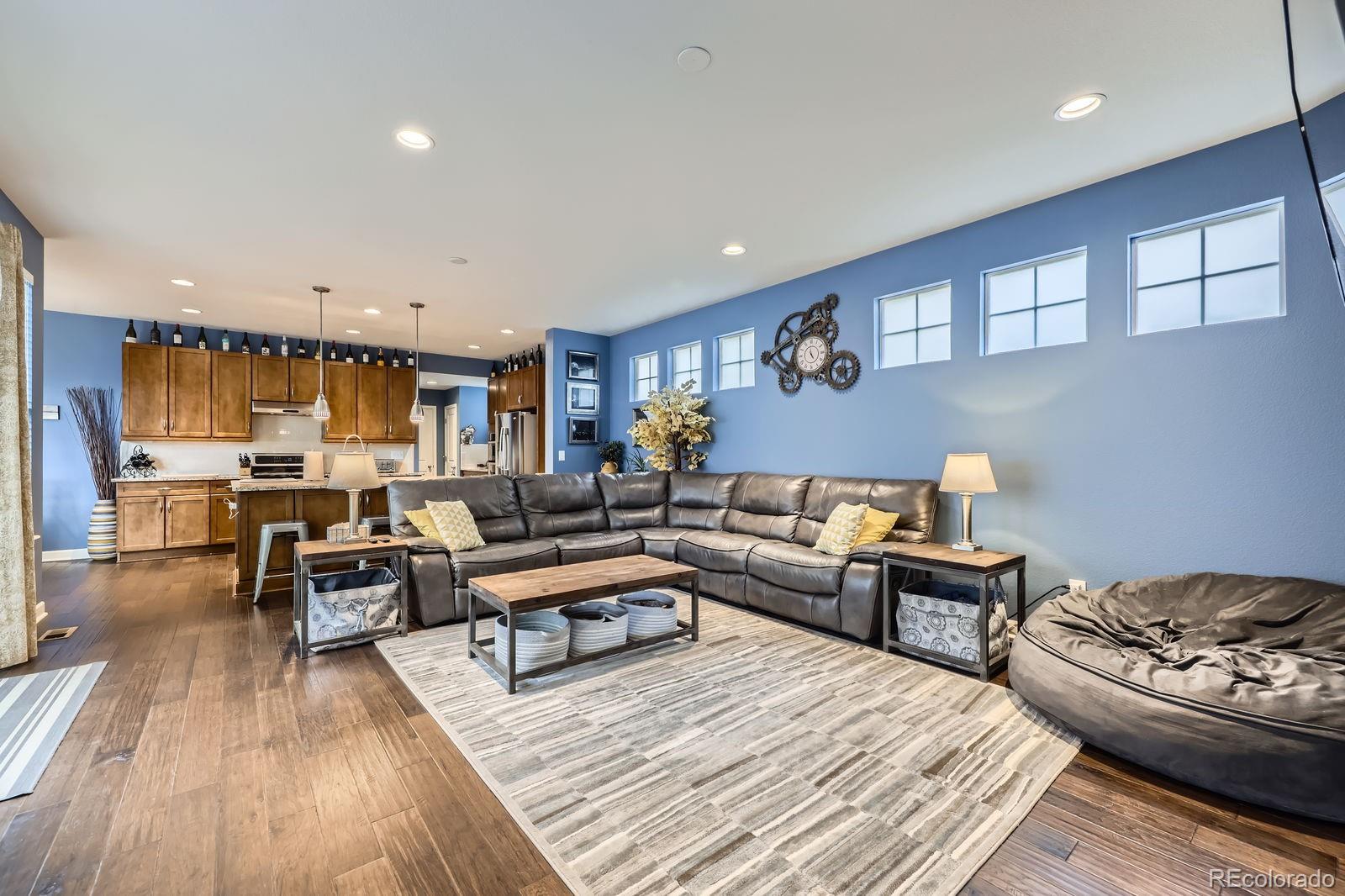 MLS Image #4 for 9113 e 36th avenue,denver, Colorado