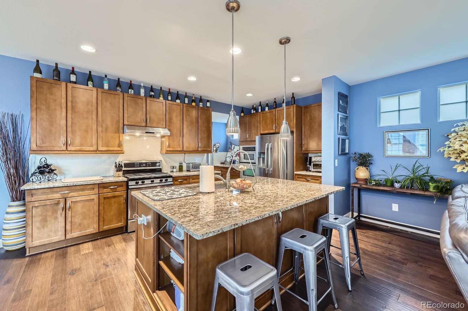 MLS Image #7 for 9113 e 36th avenue,denver, Colorado