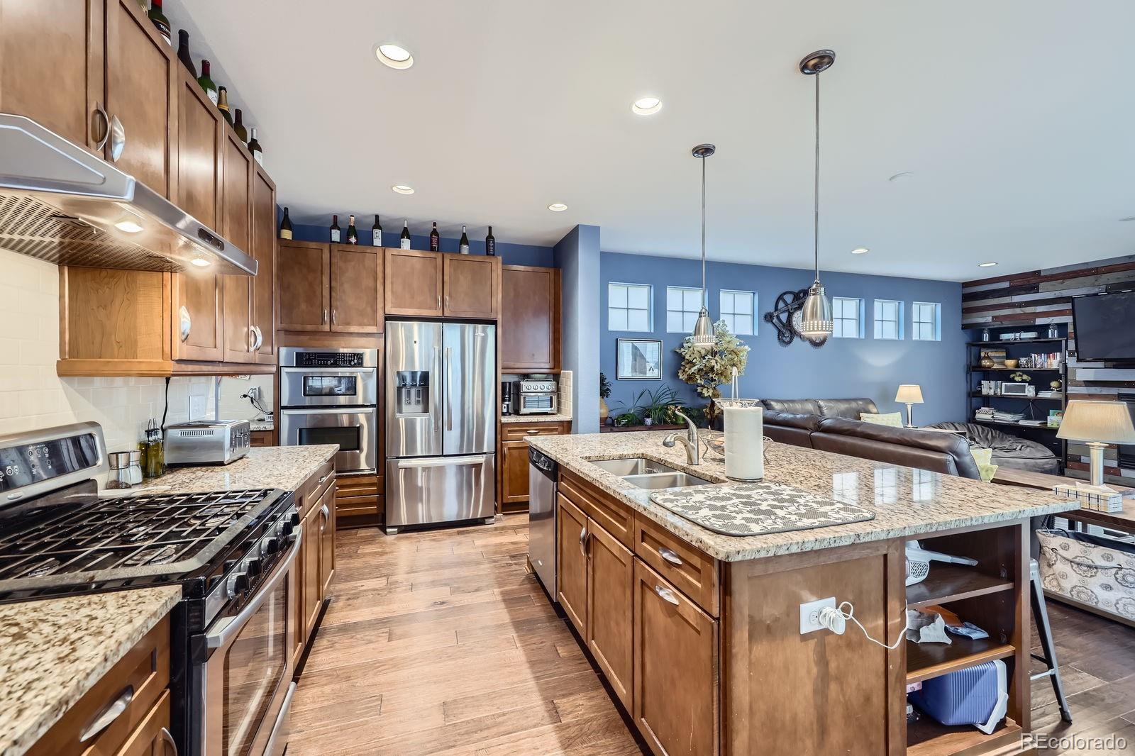 MLS Image #8 for 9113 e 36th avenue,denver, Colorado