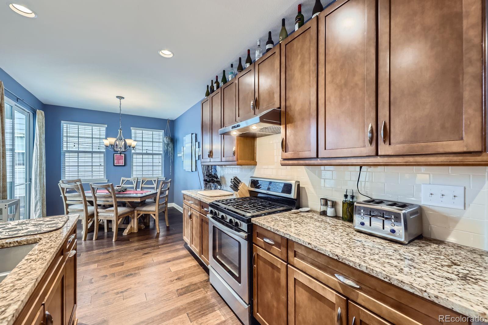 MLS Image #9 for 9113 e 36th avenue,denver, Colorado
