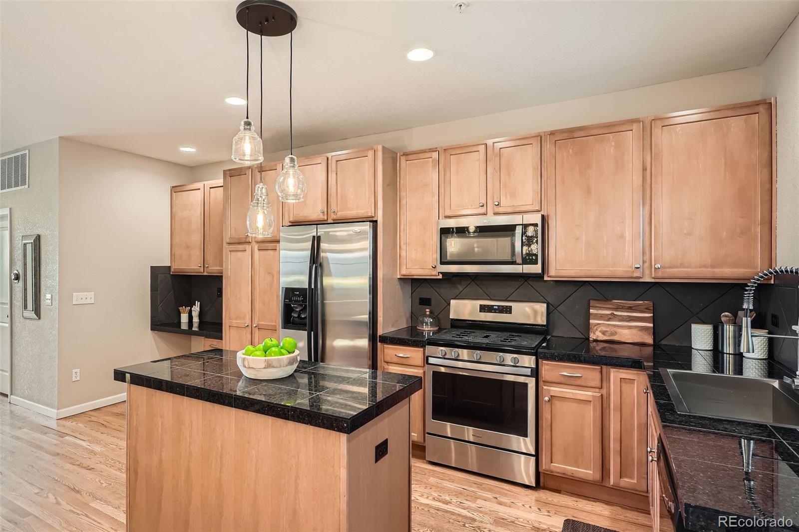 MLS Image #4 for 453 s quay street ,lakewood, Colorado