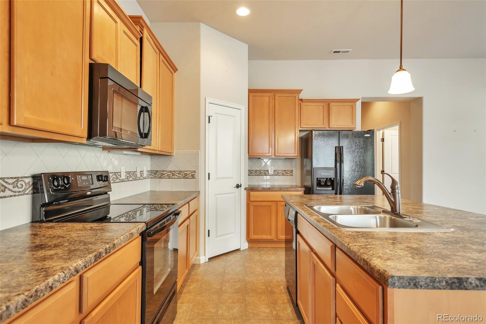 MLS Image #9 for 5550 w 72nd drive ,arvada, Colorado