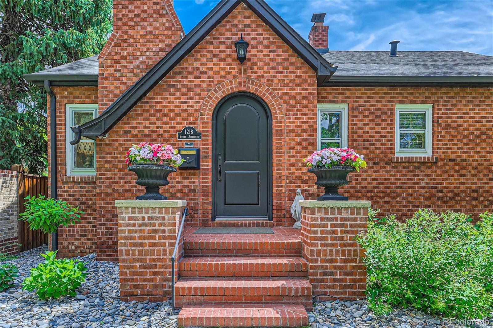 MLS Image #2 for 1218 s josephine street,denver, Colorado