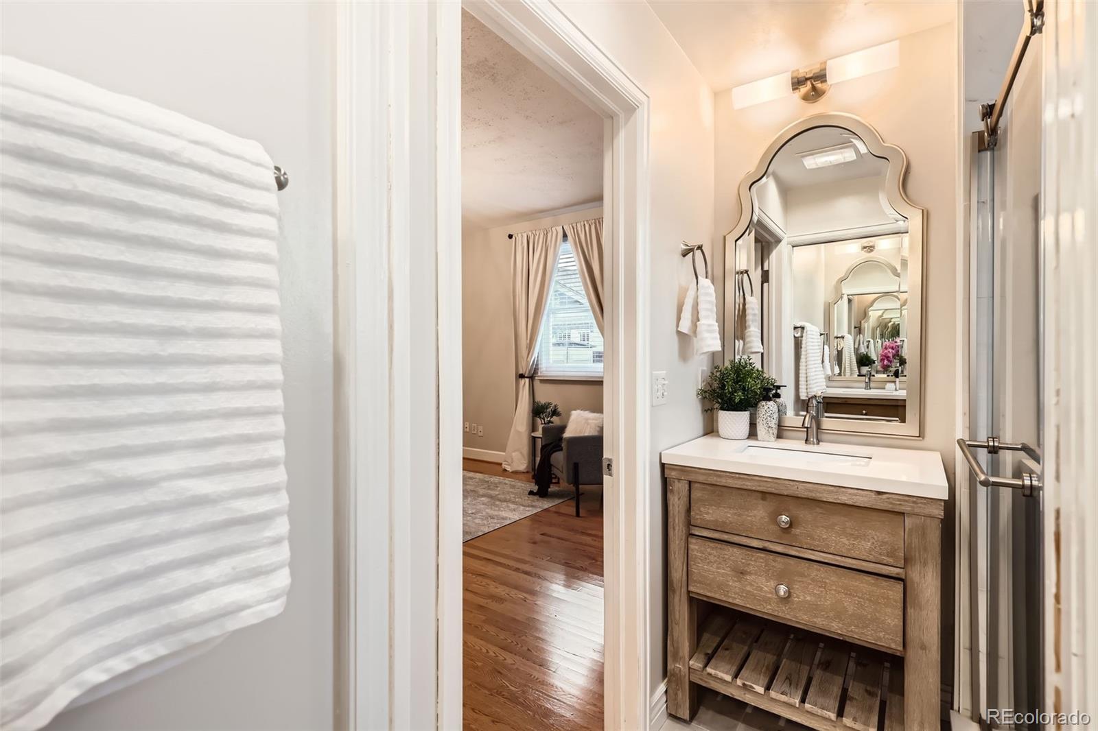 MLS Image #24 for 1218 s josephine street,denver, Colorado