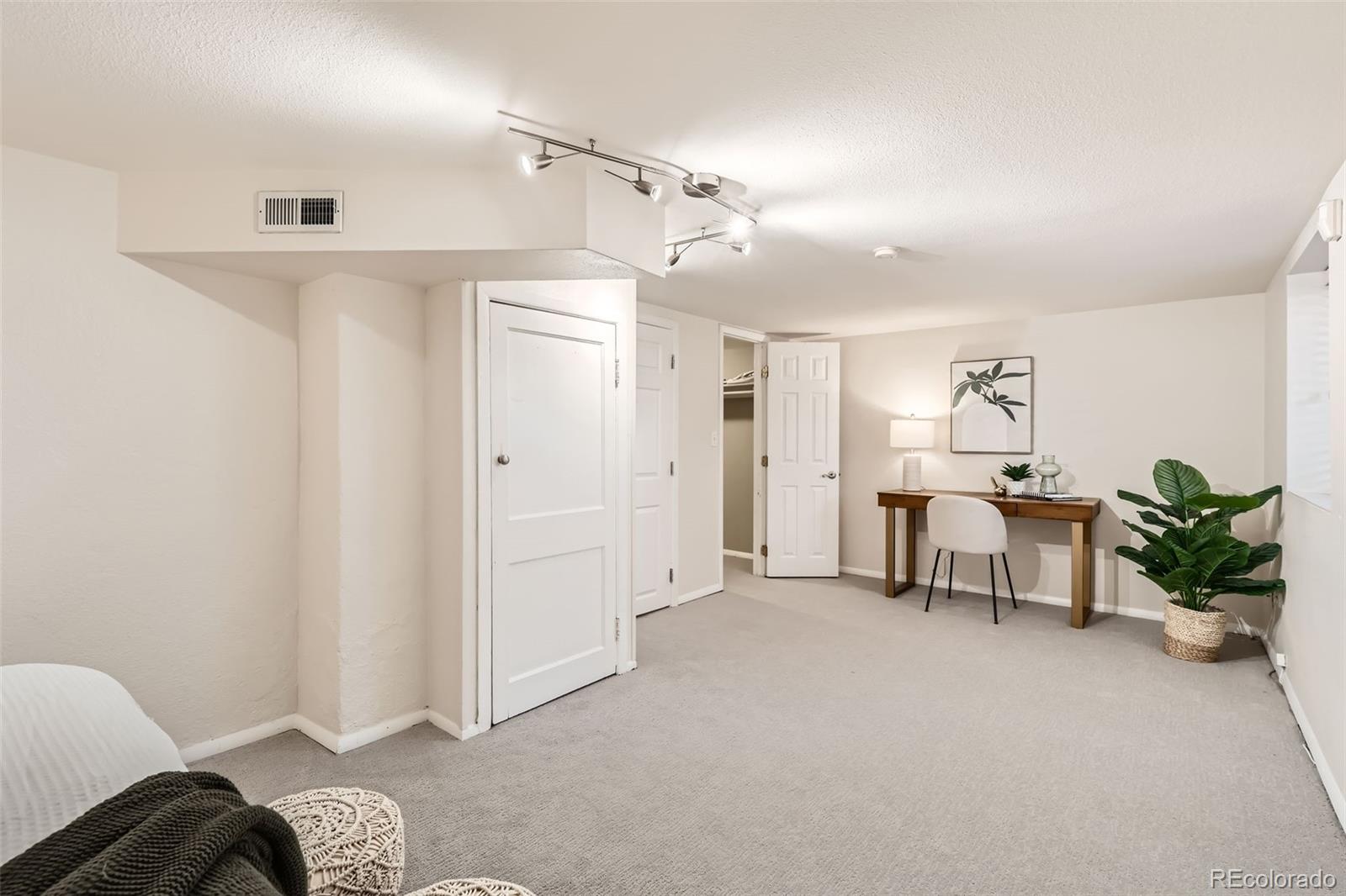 MLS Image #30 for 1218 s josephine street,denver, Colorado
