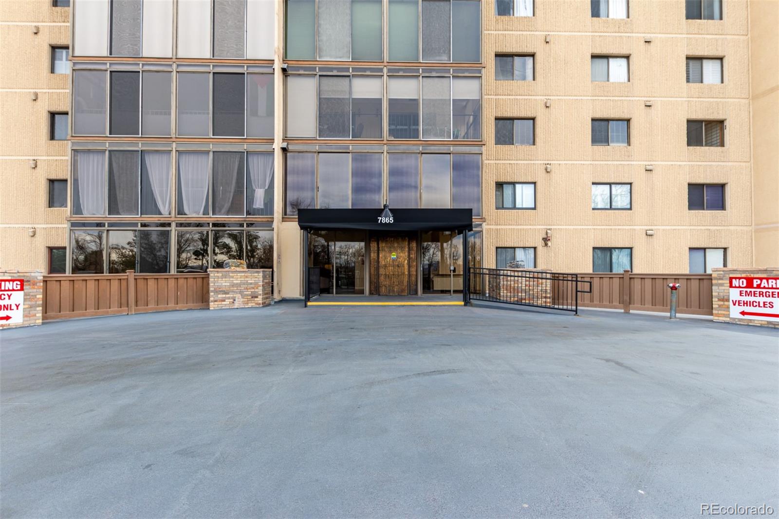 MLS Image #41 for 7865 e mississippi avenue,denver, Colorado