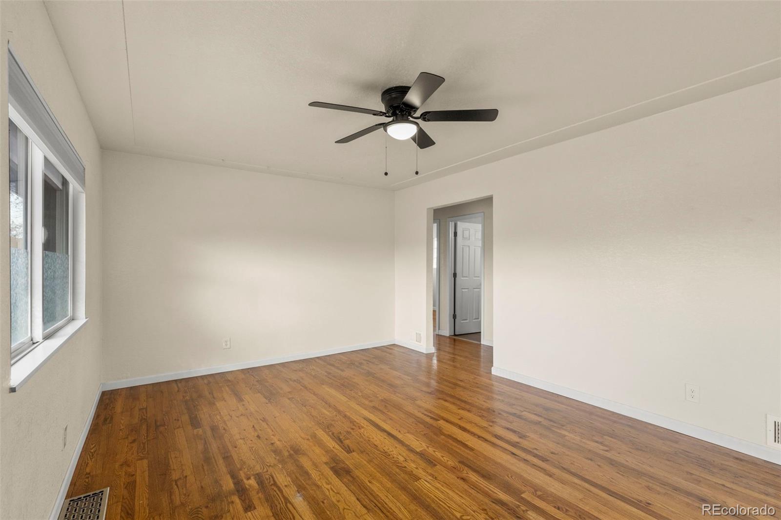 MLS Image #4 for 4211 e 69th avenue,commerce city, Colorado