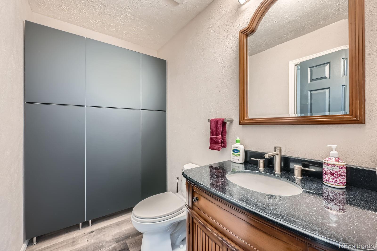 MLS Image #15 for 2061 s worchester way,aurora, Colorado