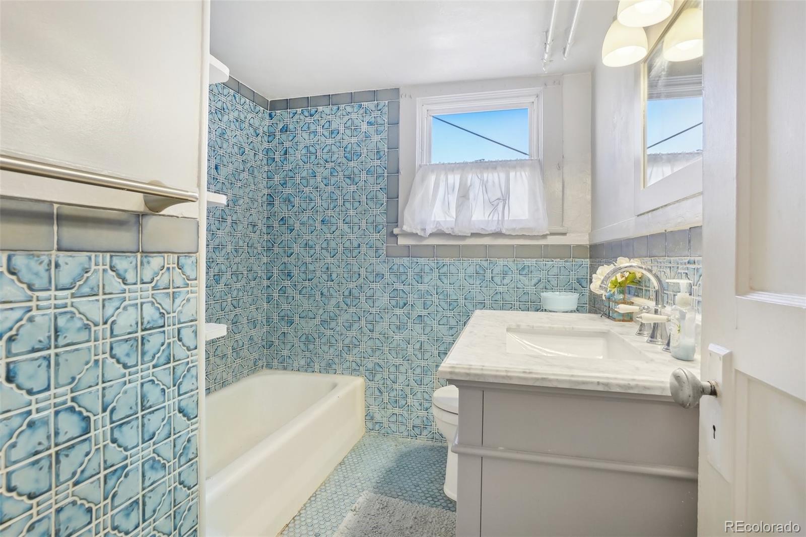 MLS Image #12 for 3700 s sherman street,englewood, Colorado
