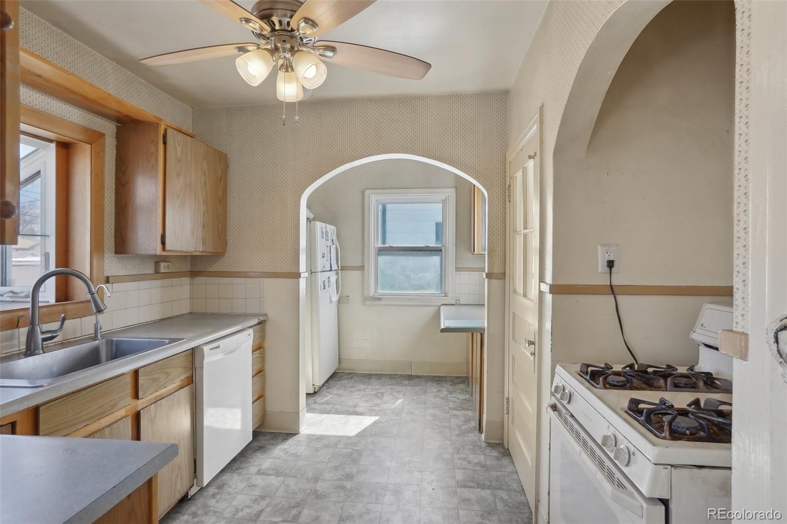 MLS Image #24 for 3700 s sherman street,englewood, Colorado